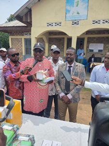 « Son Excellence Aimé SAKOMBI Molendo attache un intérêt particulier à l’éducation et à l’avenir de la jeunesse.
